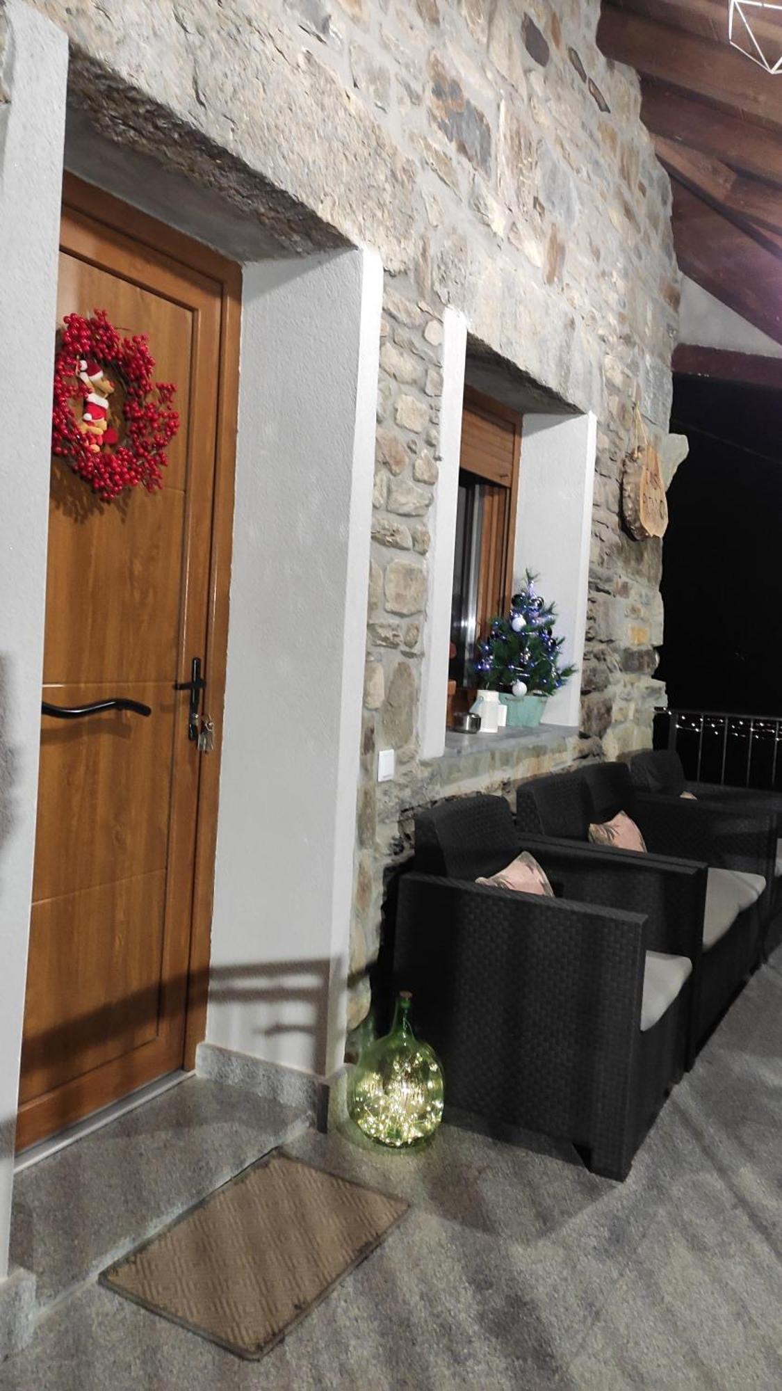 Casa Rural Pajarica En Sanabria Guest House San Ciprián Екстериор снимка